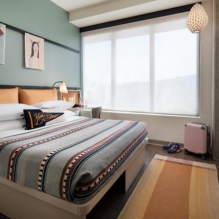 โมซี พอร์ตแลนด์ ดาวน์ทาวน์ Hotel ภายนอก รูปภาพ