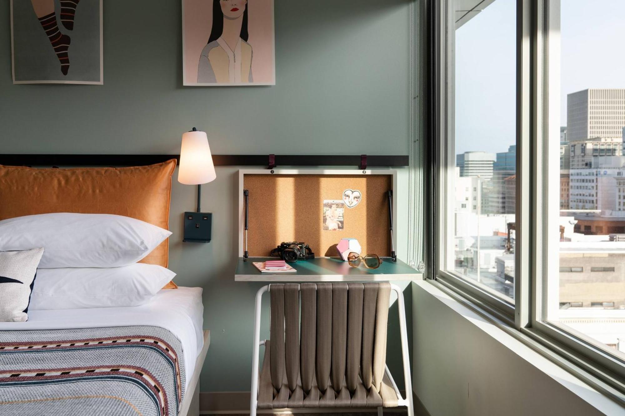โมซี พอร์ตแลนด์ ดาวน์ทาวน์ Hotel ภายนอก รูปภาพ
